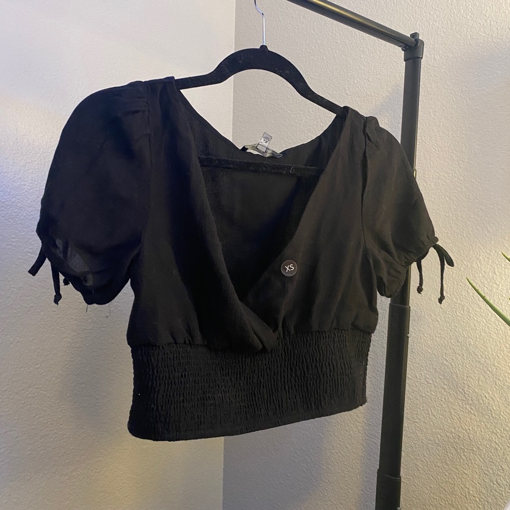 NWT PACSUN black short sleeved cropped top
